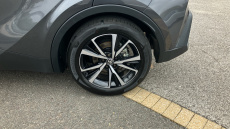 Toyota C-HR 1.8 Hybrid Design 5dr CVT Hybrid Hatchback